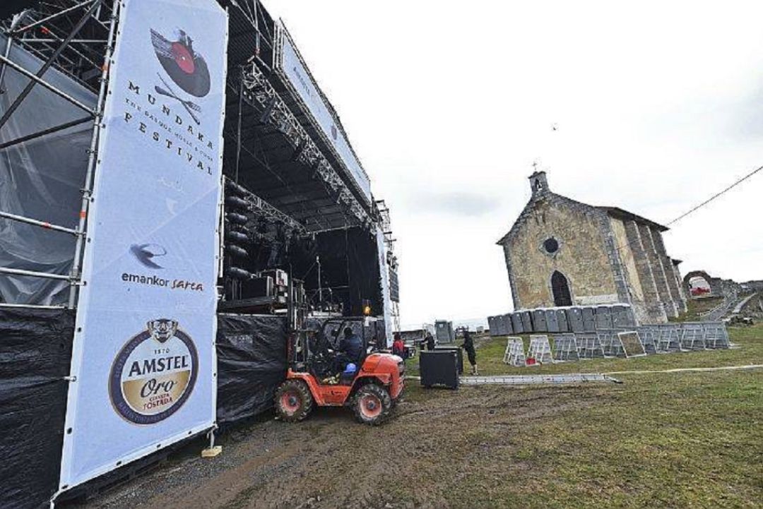 Los incumplimientos medioambientales obligan a trasladar el Mundaka Festival Los incumplimientos medioambientales obligan a trasladar el Mundaka Festival