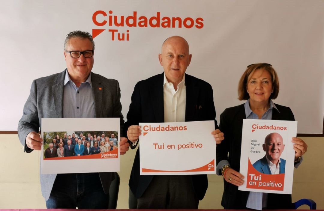 Manuel González, Juan Miguel Diz Guedes y Pilar Besada, cabezas de lista de Ciudadanos en Tui. Manuel González, Juan Miguel Diz Guedes y Pilar Besada, cabezas de lista de Ciudadanos en Tui.
