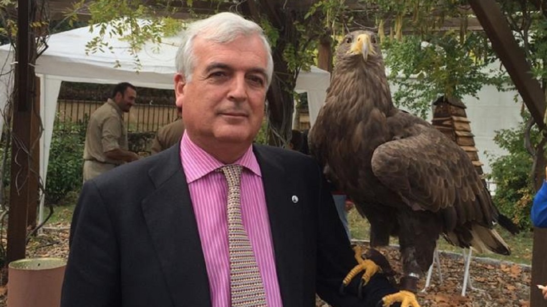 Tras 40 años de alcalde, Carlos Rivera vuelve a presentarse a la reelección