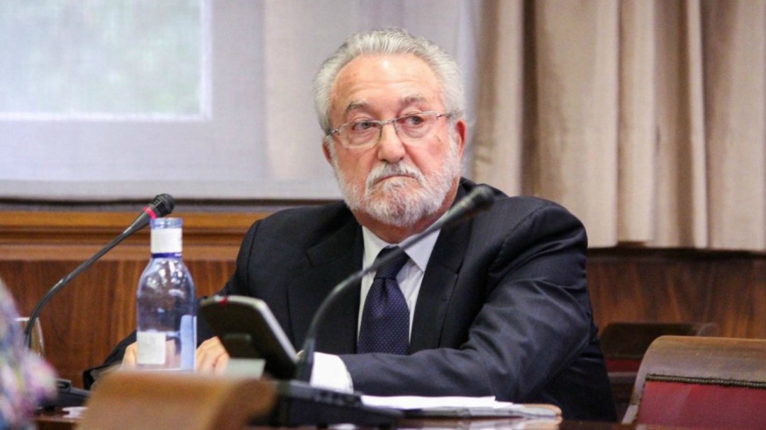 La Fundación Progreso y Salud rescinde el contrato a Bernat Soria por "romper la exclusividad" laboral con la Junta