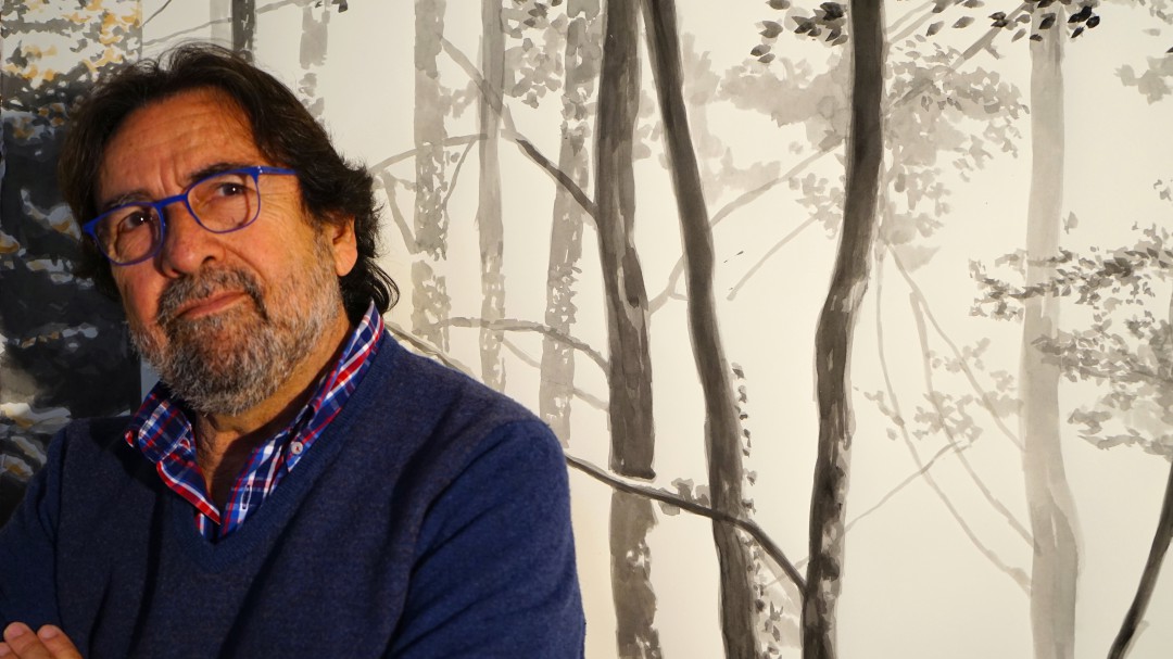 'Me preocupa más que nada la existencia, el universo, la astronomía... todo lo que pinto está basado en estos conceptos'