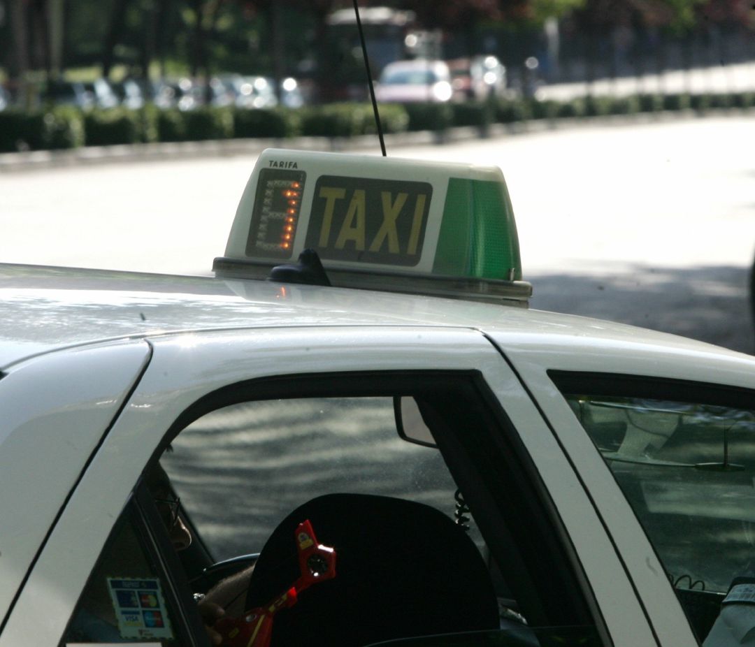 Inspectores de movilidad se desplegarán el 60% del verano en el aeropuerto Inspectores de movilidad se desplegarán el 60% del verano en el aeropuerto