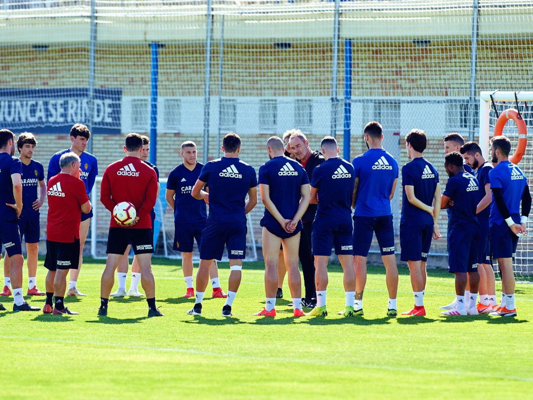 La plantilla del Real Zaragoza ha preparado a conciencia el partido ante el Depor La plantilla del Real Zaragoza ha preparado a conciencia el partido ante el Depor