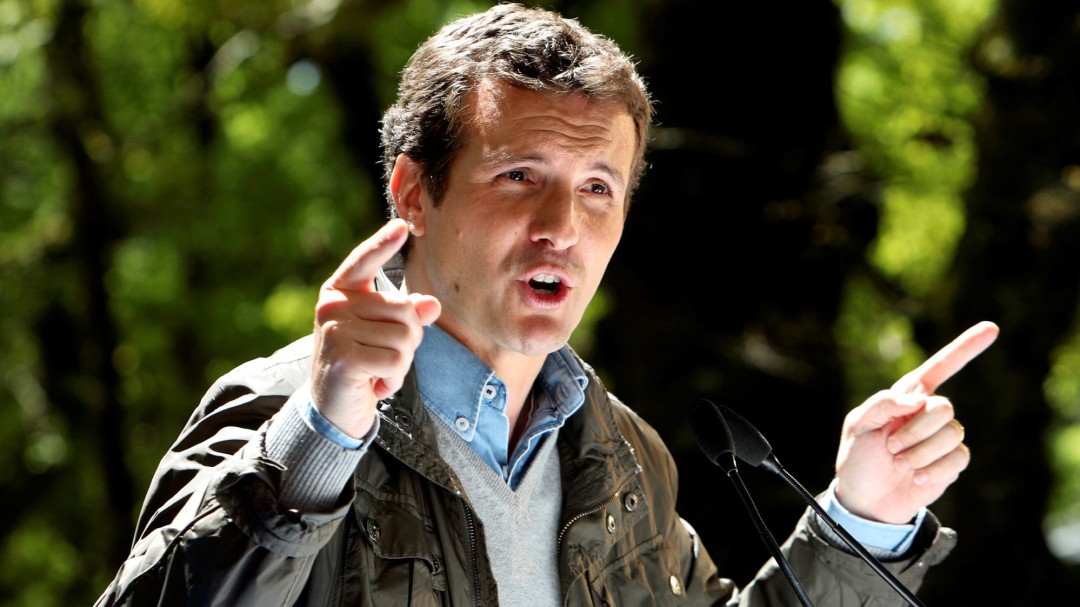 'The Economist' pide la dimisión de Casado por acercar al PP a la ultraderecha y convertirlo en "una secta ideológica"
