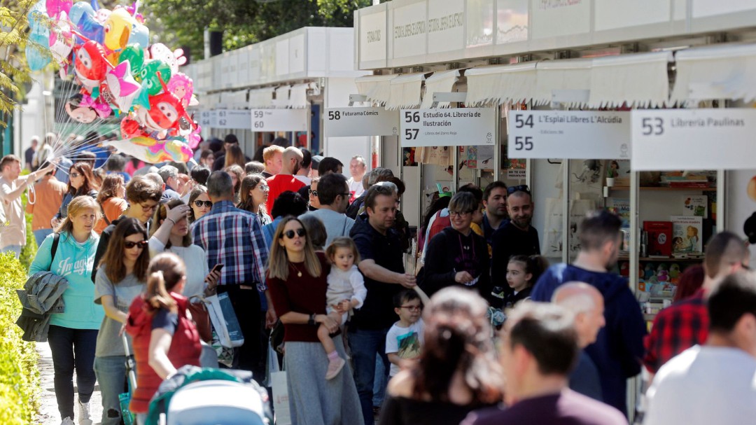 Cierra con grandes resultados una Fira del Llibre muy valenciana