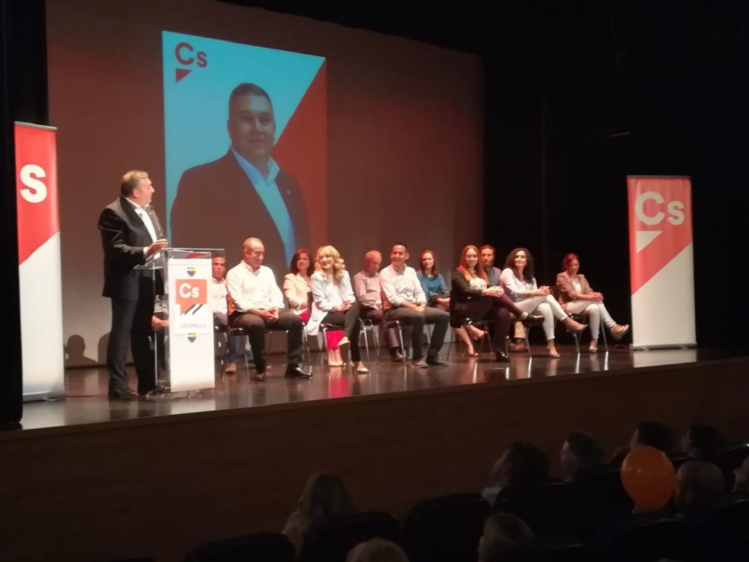 Ciudadanos presenta su candidatura para las municipales en Arjonilla Ciudadanos presenta su candidatura para las municipales en Arjonilla