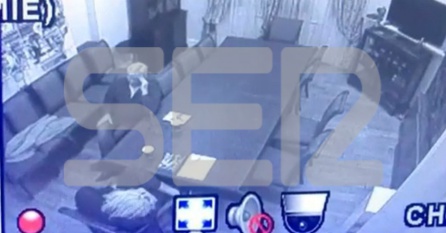 La imagen muestra la grabación de Assange dentro de la Embajada en una visita privada y demuestra además que tiene audio La imagen muestra la grabación de Assange dentro de la Embajada en una visita privada y demuestra además que tiene audio