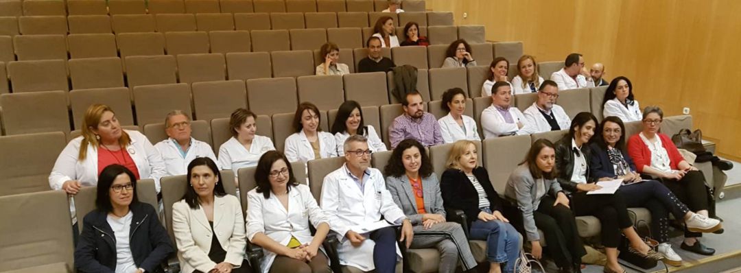 Miembros del servicio de Atención Primaria de Culleredo, las unidades de Salud Mental del Área Metropolitana y la unidad de Medicina Interna del CHUAC Miembros del servicio de Atención Primaria de Culleredo, las unidades de Salud Mental del Área Metropolitana y la unidad de Medicina Interna del CHUAC