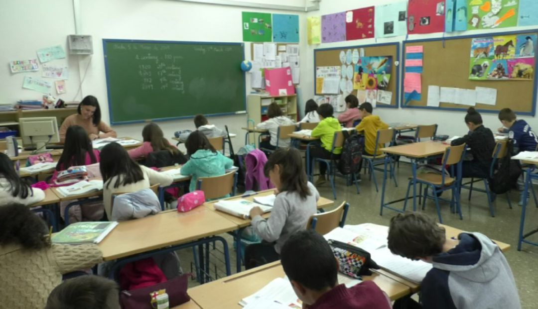 Casi 8.000 alumnos de Primaria y de la ESO comienzan las pruebas externas de la LOMCE Casi 8.000 alumnos de Primaria y de la ESO comienzan las pruebas externas de la LOMCE