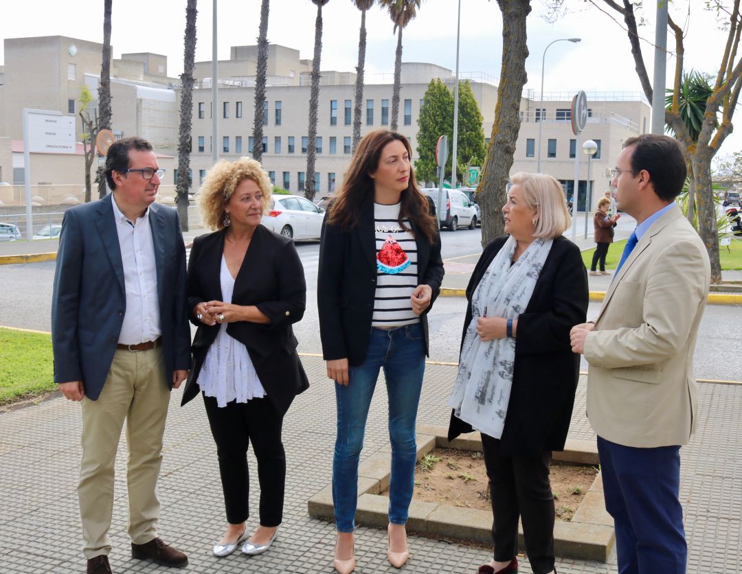 La delegada de Salud afirma no entender "el barullo" generado por el cierre de quirófanos en el hospital de Riotinto La delegada de Salud afirma no entender "el barullo" generado por el cierre de quirófanos en el hospital de Riotinto
