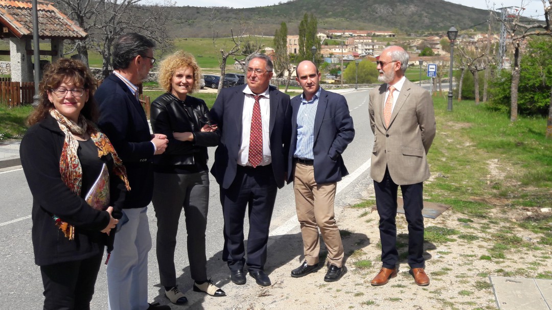 El Ministerio y Patrimonio estudian mejorar la travesía de Valsaín