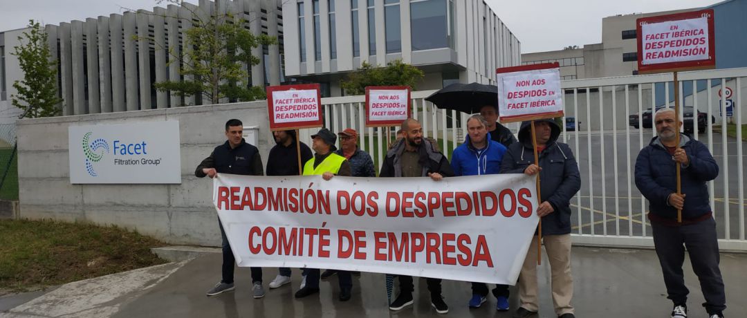 Concentración de trabajadores de Facet Ibérica Concentración de trabajadores de Facet Ibérica