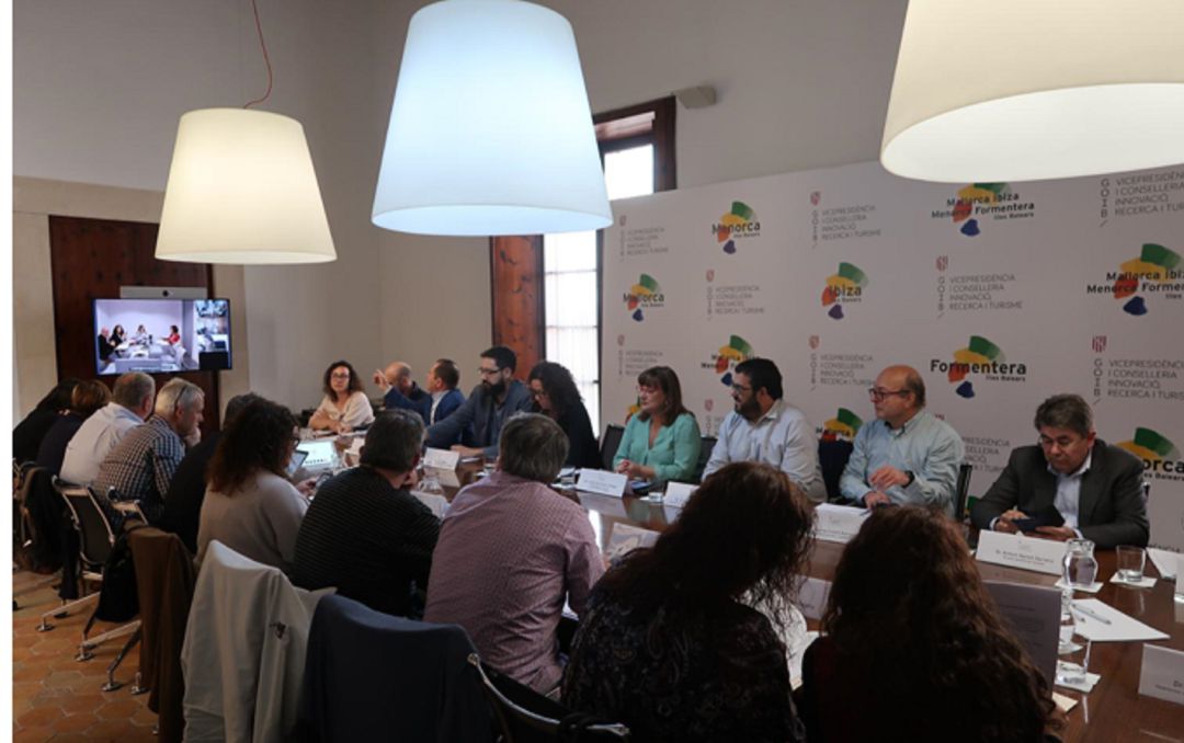 Imagen de la reunión de la Comisión de Impulso de Turismo Sostenible Imagen de la reunión de la Comisión de Impulso de Turismo Sostenible