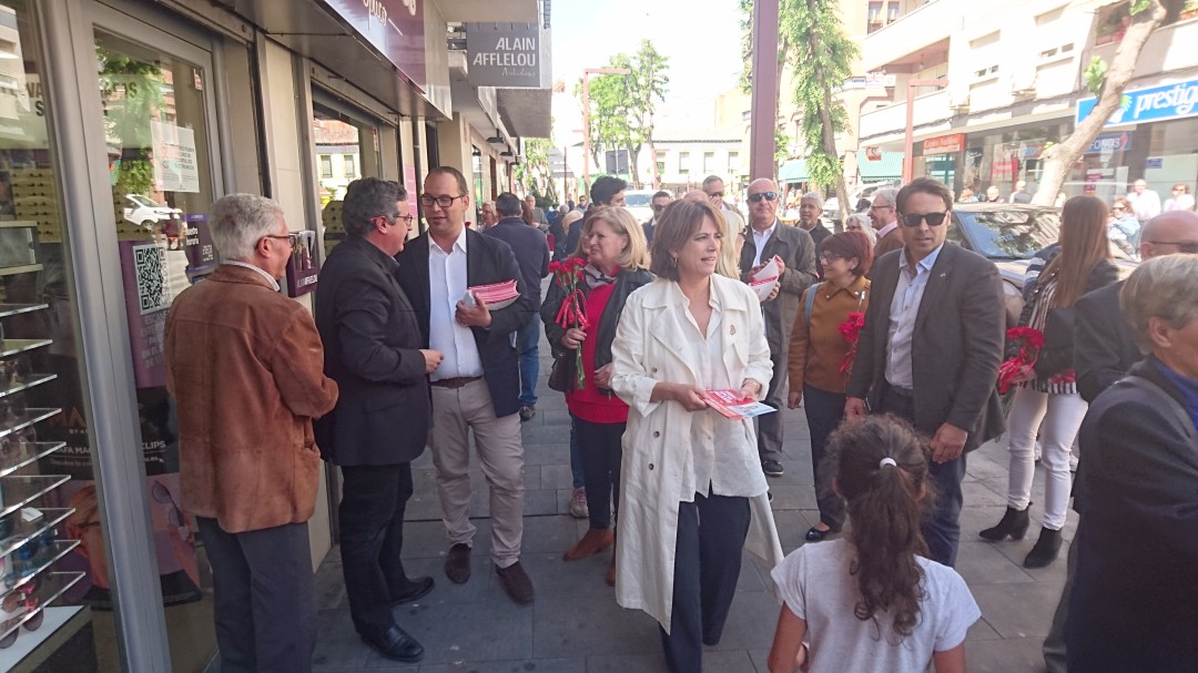 La ministra Dolores Delgado arropa a Serafín Faraldos en Valdemoro