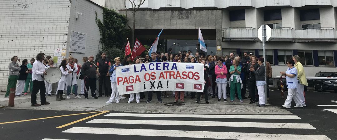 Concentración por los atrasos de Lacera Concentración por los atrasos de Lacera