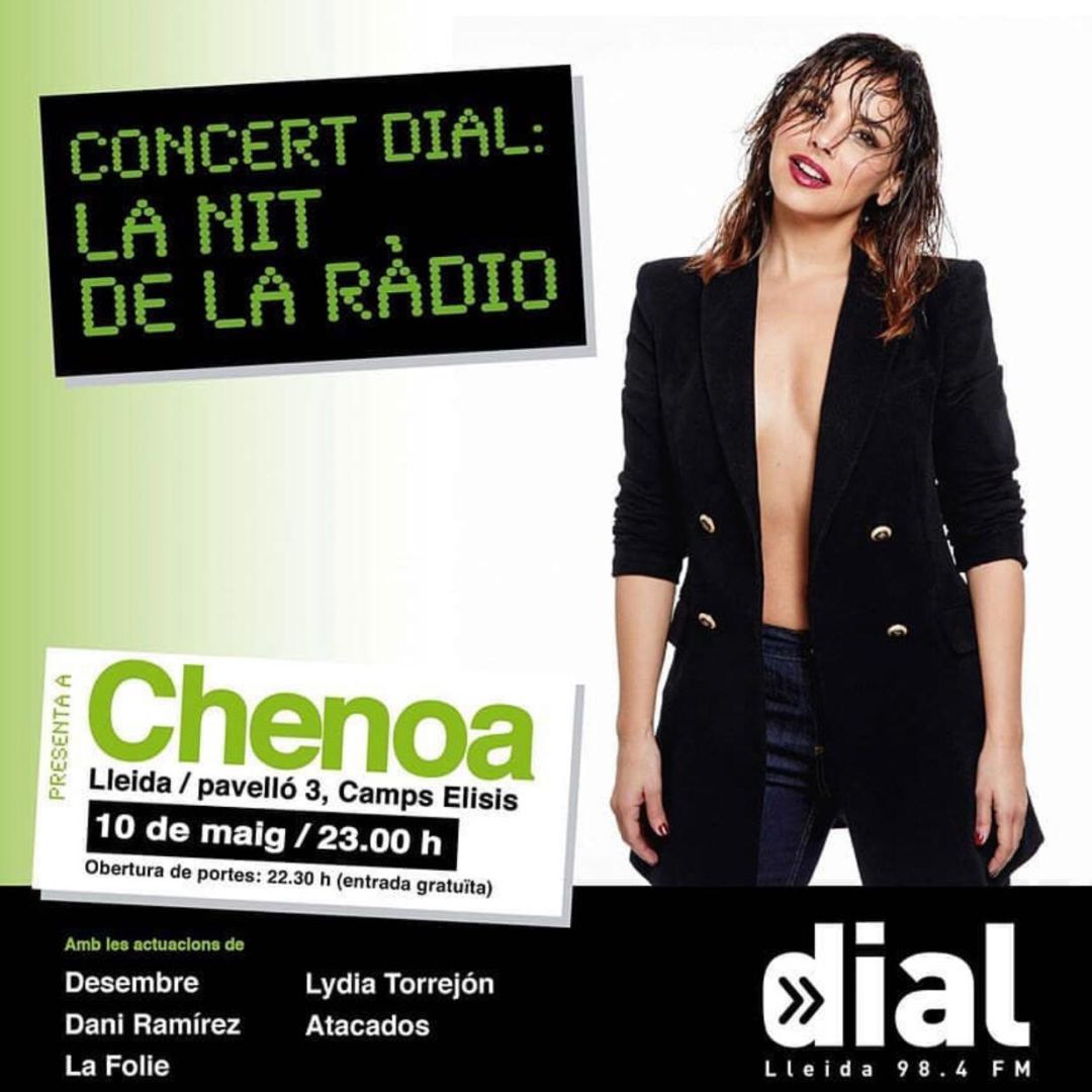 Concert de Cadena Dial a la Nit de la Ràdio, als Camps Elisis. Concert de Cadena Dial a la Nit de la Ràdio, als Camps Elisis.