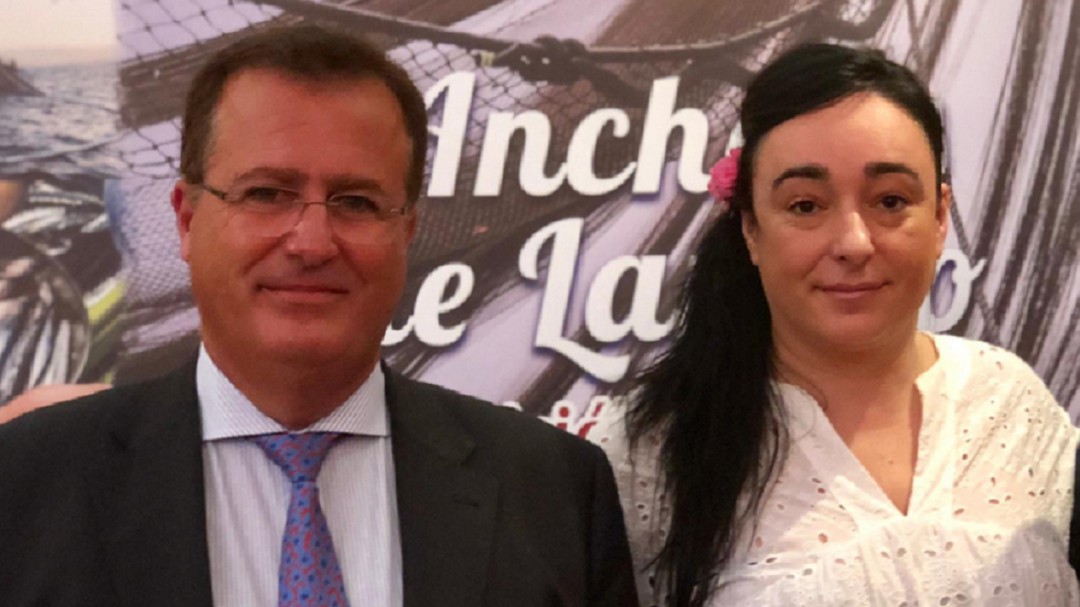 Laredo y Sevilla se hermanan en la Feria de Abril