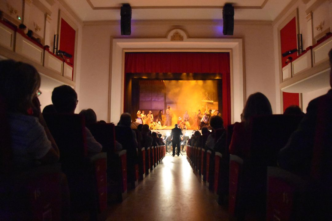 Ópera Marina en la reapertura del Teatro Dengra Ópera Marina en la reapertura del Teatro Dengra