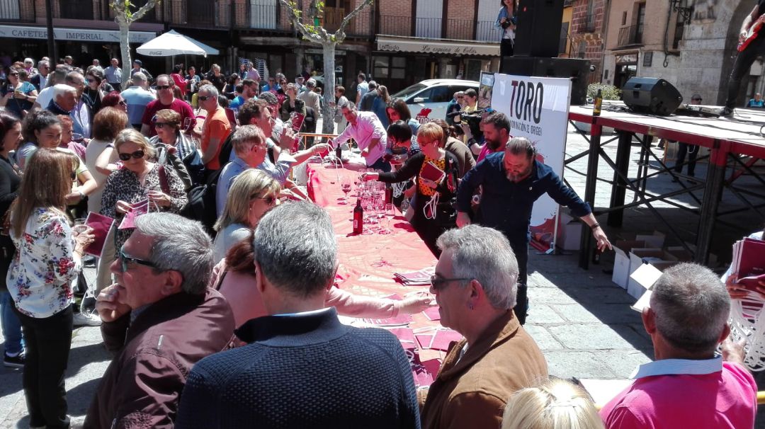 Acto organizado por la DO Vino de Toro Acto organizado por la DO Vino de Toro