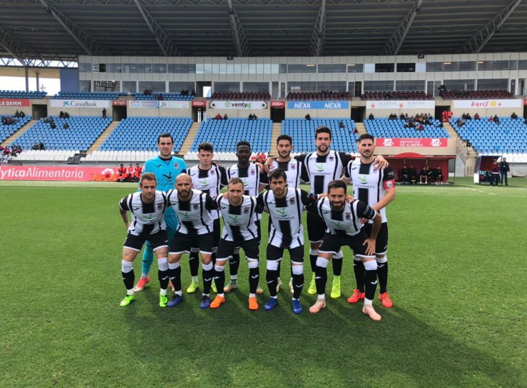 Alineación de CD Badajoz, esta temporada Alineación de CD Badajoz, esta temporada