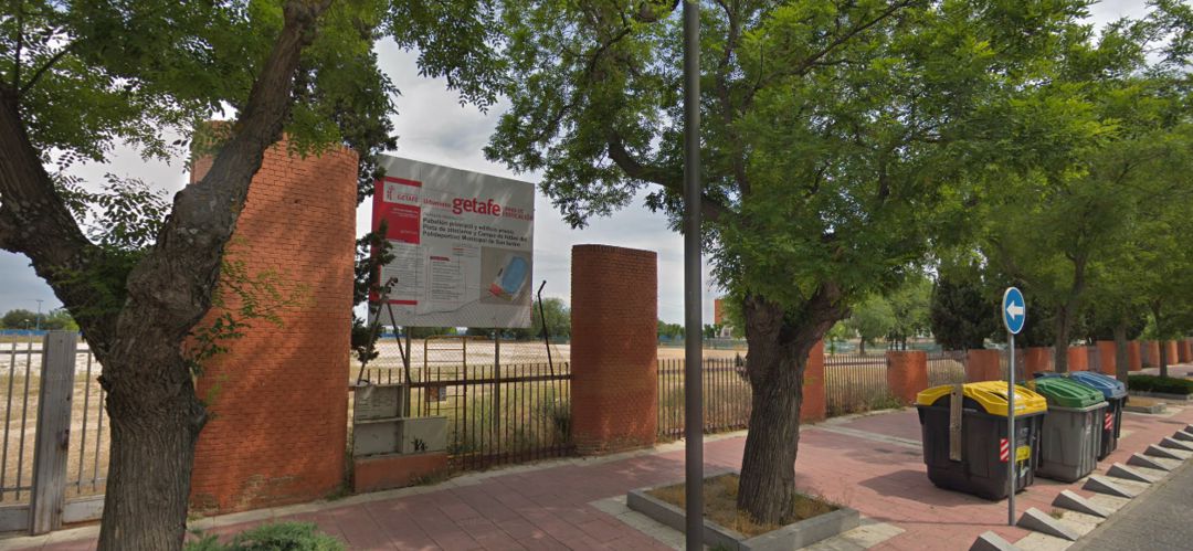 Exteriores del polideportivo San Isidro Exteriores del polideportivo San Isidro