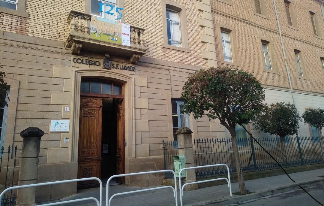 Colegio Jesuítas Pamplona Colegio Jesuítas Pamplona