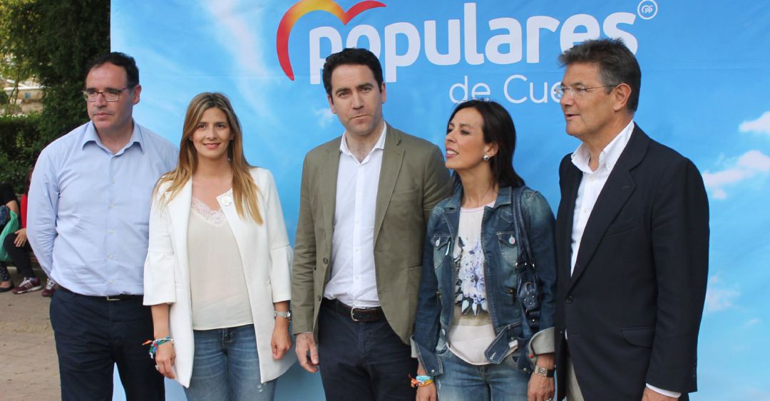 García Egea, junto a los dirigentes y candidatos del PP de Cuenca y CLM García Egea, junto a los dirigentes y candidatos del PP de Cuenca y CLM