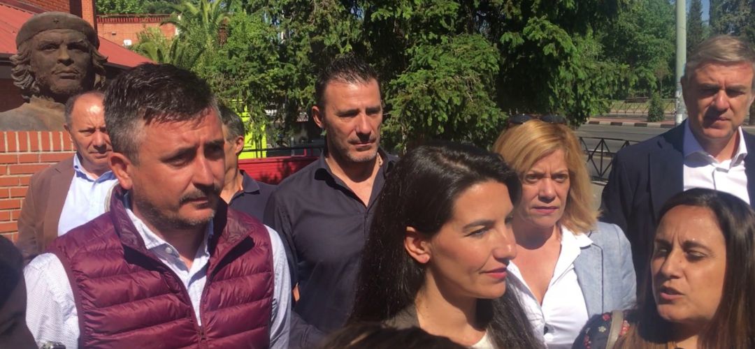 La candidata regional, Rocío Monasterio, ha respaldado a la candidata a la alcaldía de Leganés, Beatriz Tejero La candidata regional, Rocío Monasterio, ha respaldado a la candidata a la alcaldía de Leganés, Beatriz Tejero