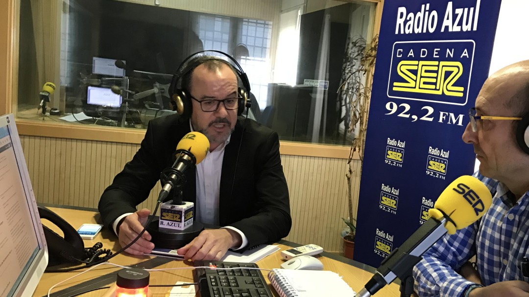Alberto González reconoce que la candidatura del PP se rompe por la mitad