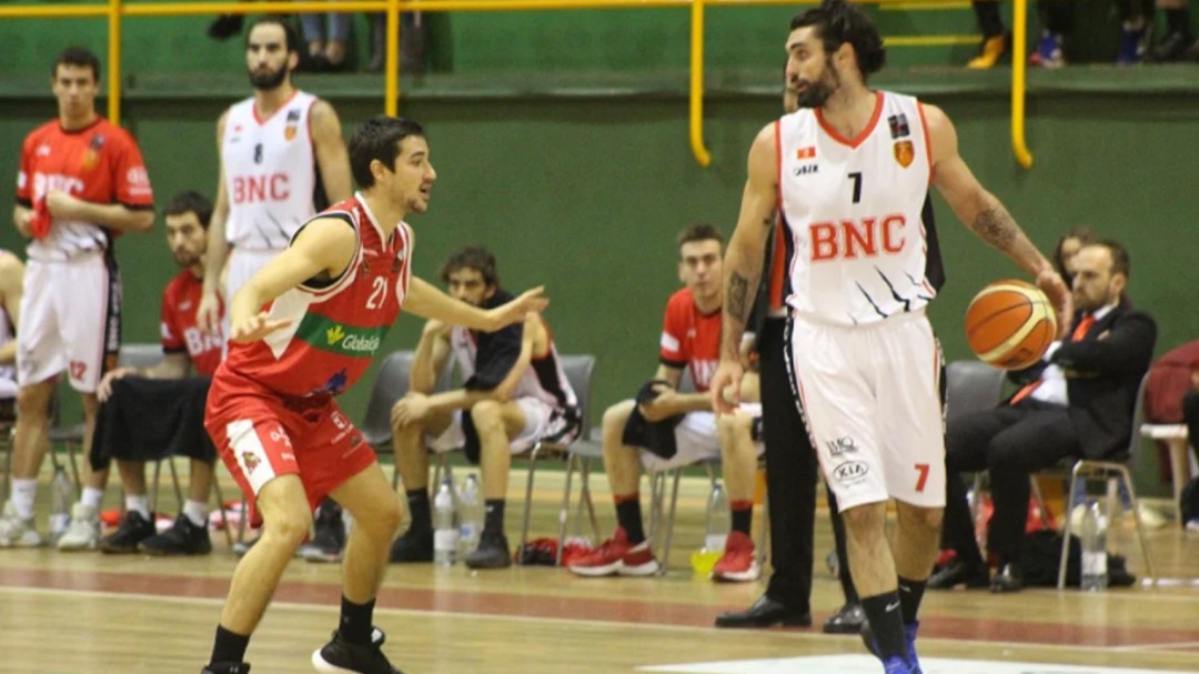 El CB Villarrobledo se juega medio ascenso en Pontevedra