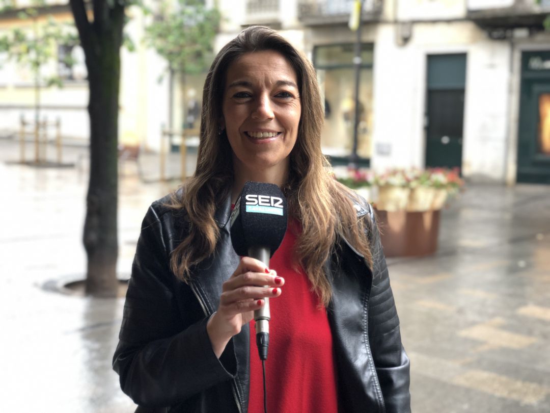 La cap de llista del PP, Concepció Veray, durant l'entrevista La cap de llista del PP, Concepció Veray, durant l'entrevista