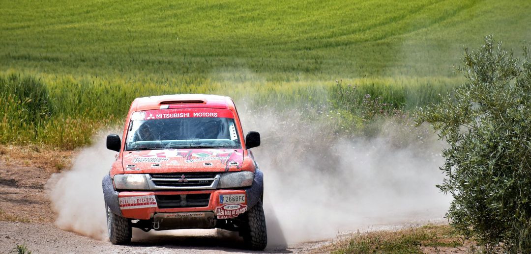 Vehículo compitiendo en la edición anterior del Rally Mar de Olivos. Vehículo compitiendo en la edición anterior del Rally Mar de Olivos.
