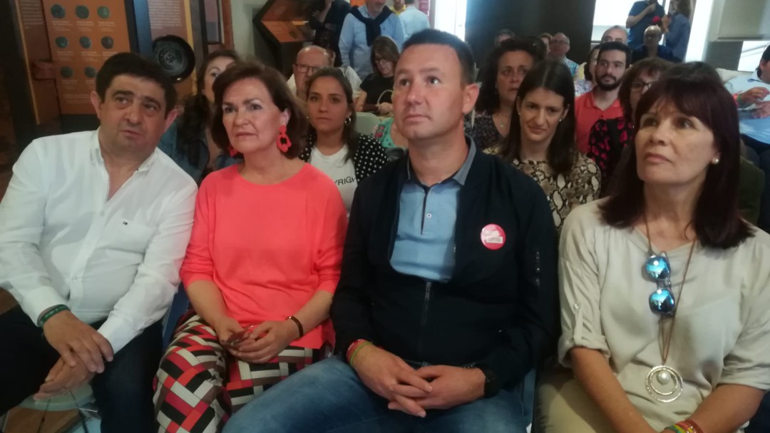 Carmen Calvo: "Hay que generar empleo en Linares y fijar población"