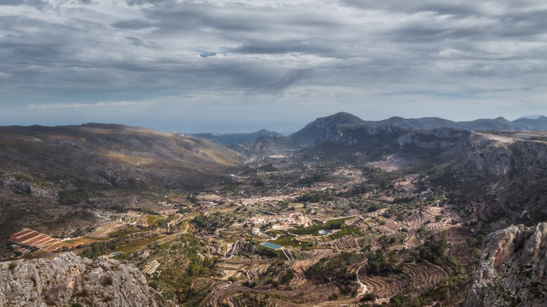 De Vall de la Gallinera a Buñol, pasando por Oliva