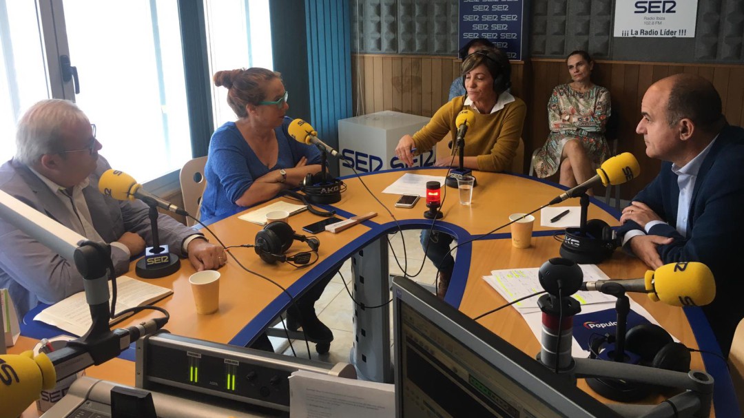 Marí descalifica la gestión en el Consell de Ibiza mientras que Torres y De Sans le acusan de no tener "credibilidad"