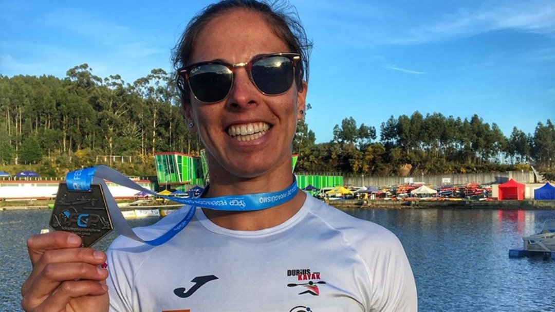 Otro título para Eva Barrios