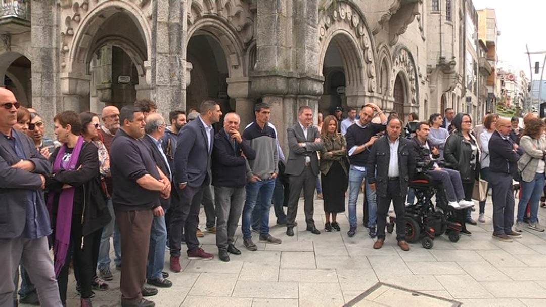 Concentración contra el tiroteo de O Porriño
