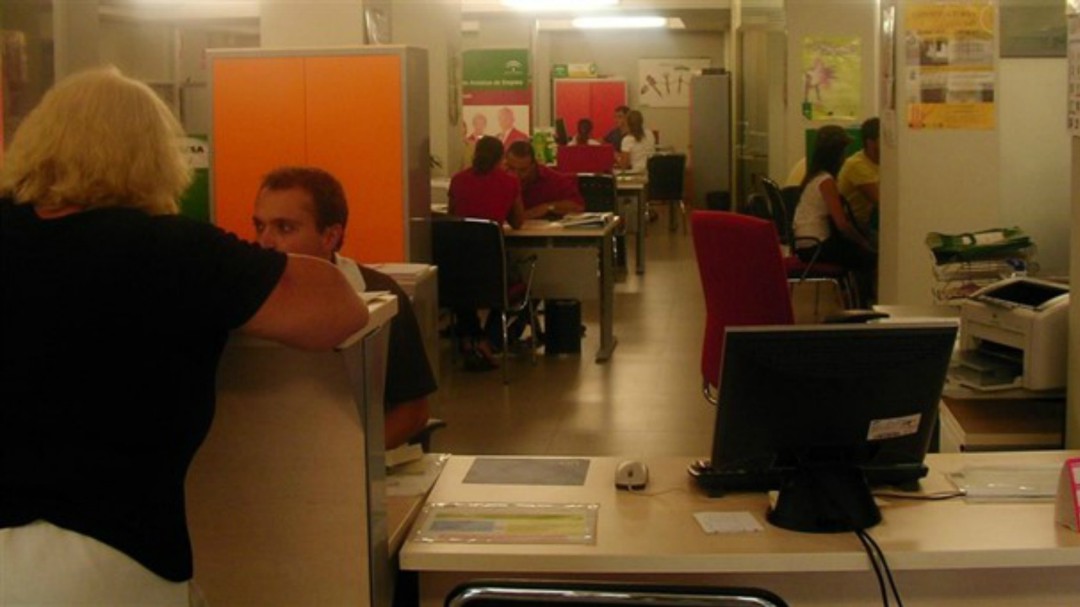 Málaga realizará este verano casi 25.000 contratos temporales