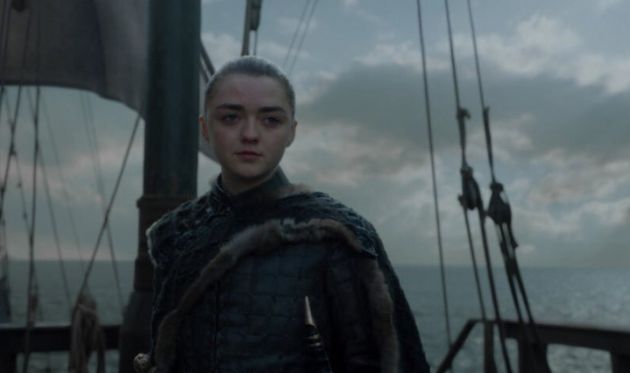 Arya pone rumbo en busca de nuevas aventuras. Arya pone rumbo en busca de nuevas aventuras.