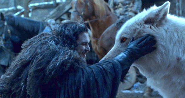 Jon se reúne con Fantasma de nuevo. Jon se reúne con Fantasma de nuevo.