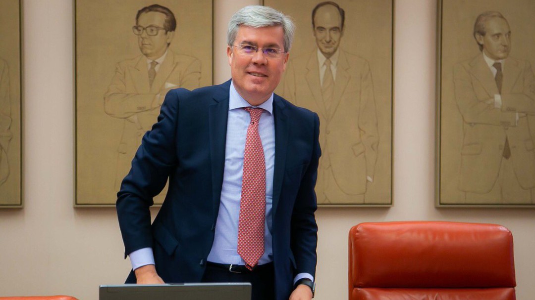Fiscalía pide archivar la acusación contra De Moya en el caso Matinsreg