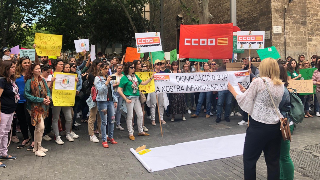 El 80% de los trabajadores de escuelas de infantil secunda la huelga, según CCOO