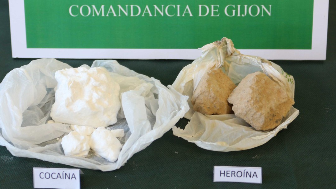 Dos detenidos en Langreo por tráfico de drogas