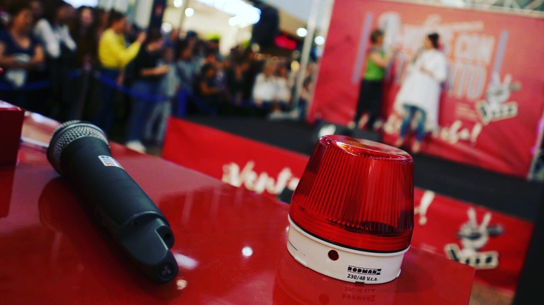 50 voces optan a un pase directo al casting final de La Voz en el Centro Comercial Portal de la Marina