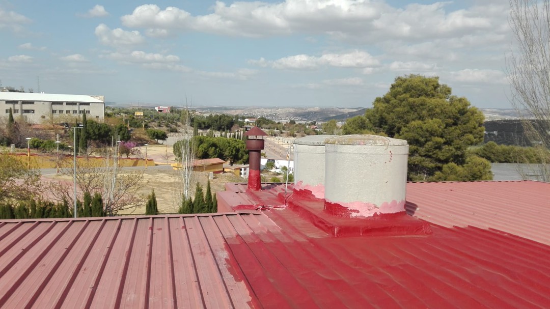 El Ayuntamiento cede y revisará las obras del colegio 'Alfredo Cazabán'