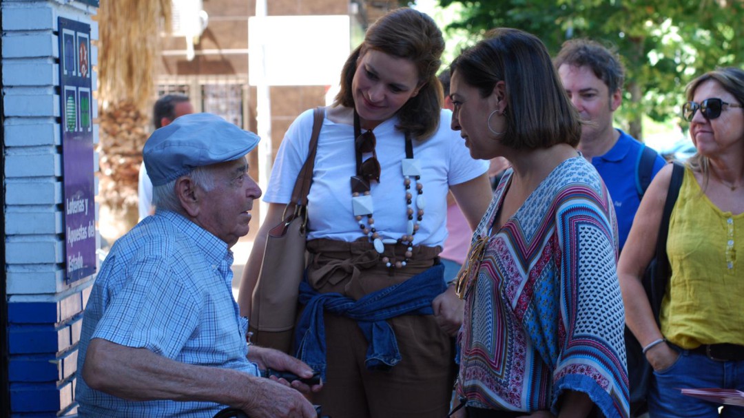 Ambrosio se compromete con equipamientos culturales en el distrito sureste
