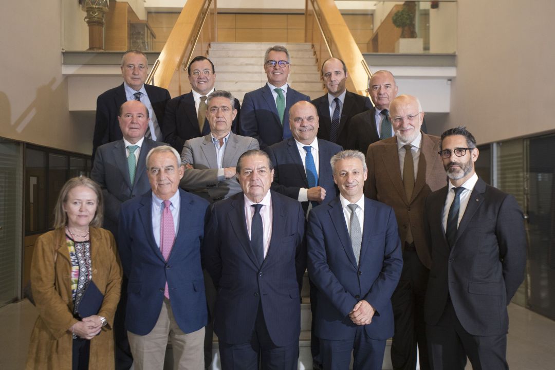Junta directiva de AVE reunida en Castellón Junta directiva de AVE reunida en Castellón