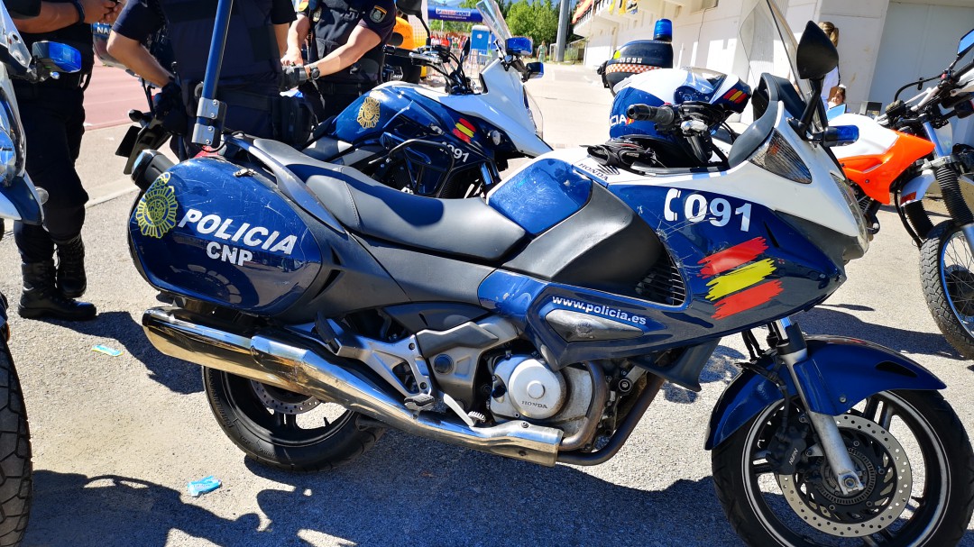 La Policía Nacional investiga a una joven de 19 años por fingir un robo y una agresión