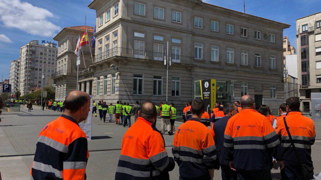 Los trabajadores de Ence invitan a reflexionar a la Diputación, Concello y Subdelegación del Gobierno