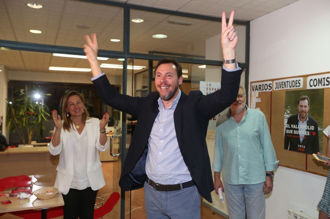 Óscar Puente invoca "humildad" y "respeto" para gobernar con un "resultado tremendo" Óscar Puente invoca "humildad" y "respeto" para gobernar con un "resultado tremendo"